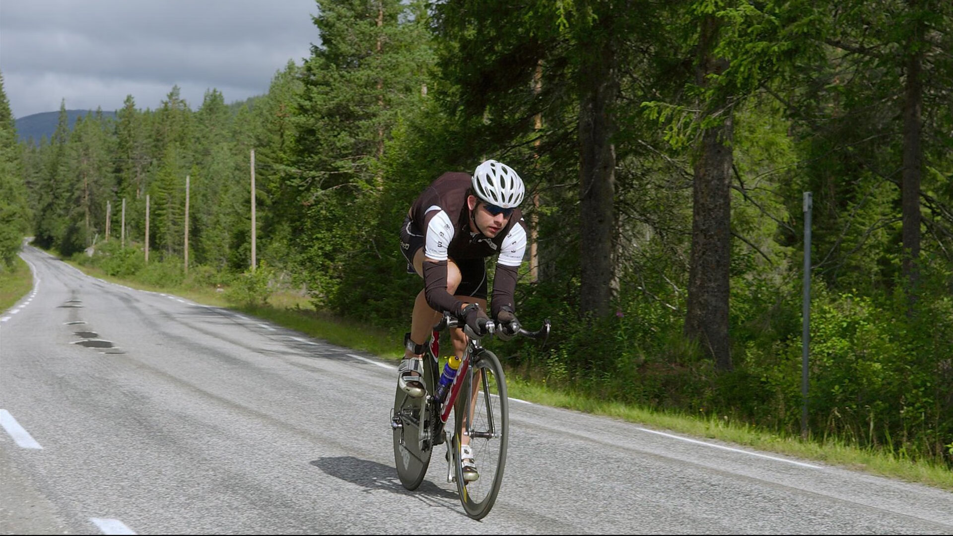 国际田联青年计划培养多名新秀，国际田联的全称